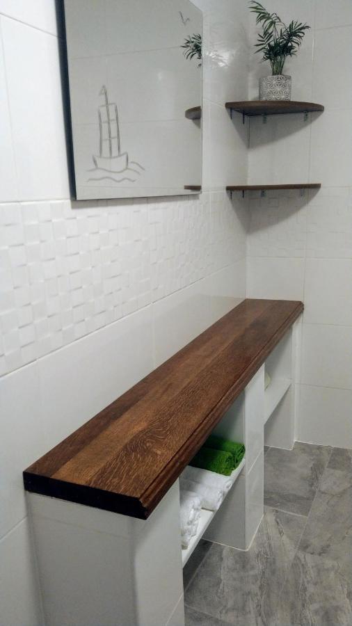 Apartment Baratula Murter Bagian luar foto